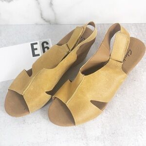 New clarks cork wedge sandal Sz 9.5